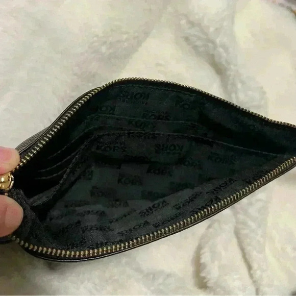 Michael Kors Wristlet - Picture 3 of 3